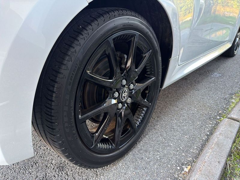 Toyota Yaris bild 11