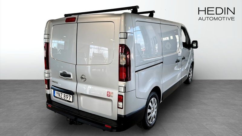 Nissan NV300 bild 2