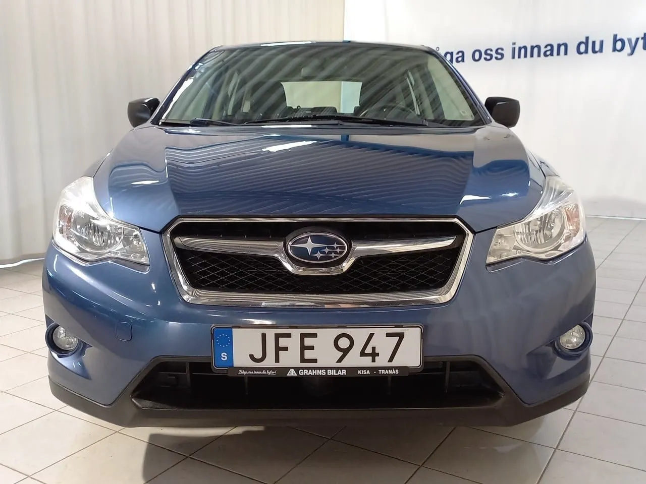 Vehicle image 16