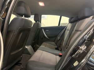 BMW 116 bild 9
