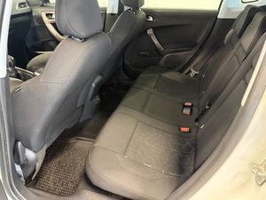 Peugeot 2008 bild 7