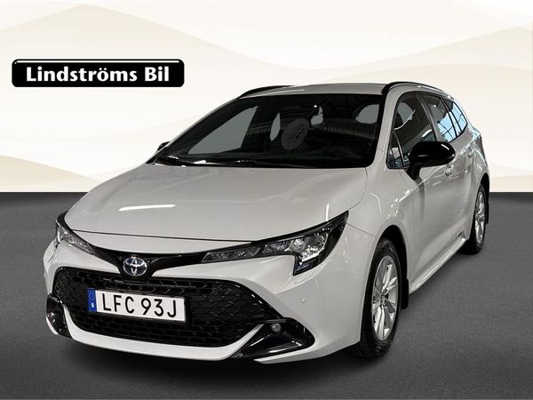 Toyota Corolla Touring Sports Hybrid 1.8 Active Plus Sommar/Vinterhjul - 2026