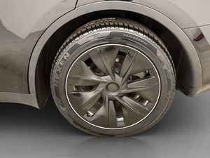 Tesla Model Y bild 32