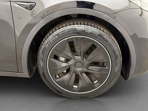 Tesla Model Y bild 34