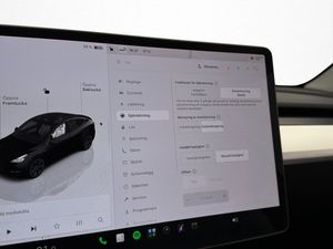 Tesla Model Y bild 26