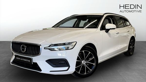 Volvo V60 D3 AWD Momentum Drag Dieselvärmare Adaptiv Farthållare - 2019