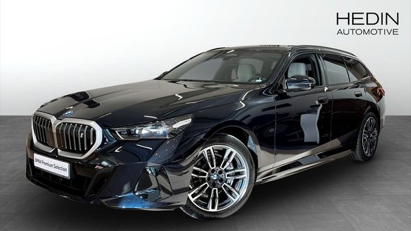BMW i5 xDrive40 Touring M Sport Active Drag Driving Assistant - 2026