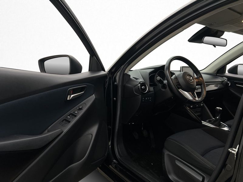 Mazda 2 bild 9