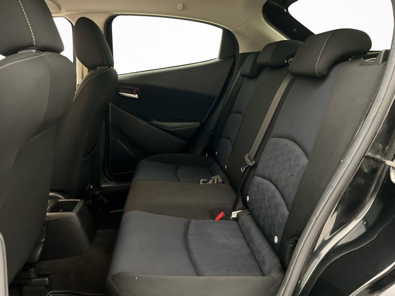Mazda 2 bild 22