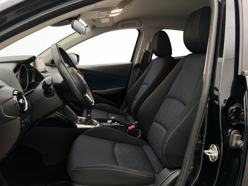 Mazda 2 bild 10