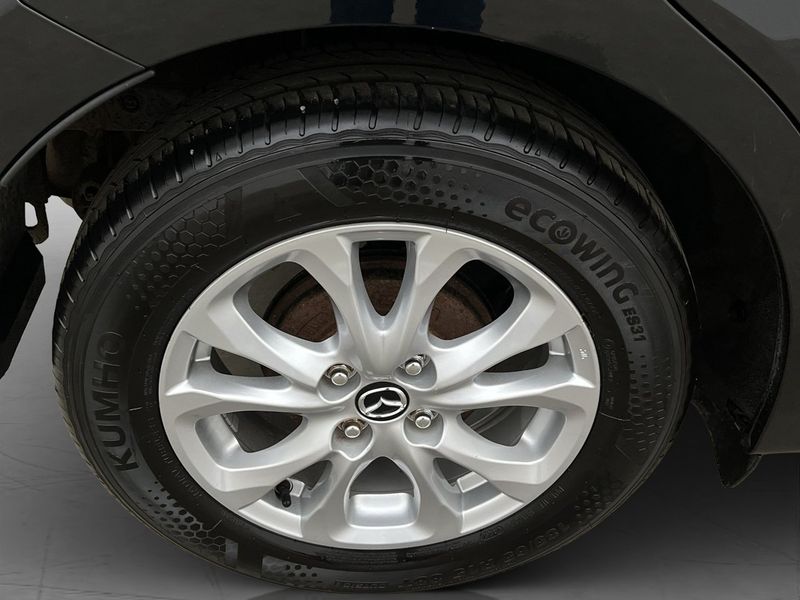 Mazda 2 bild 28
