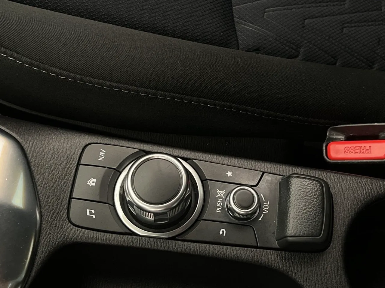 Vehicle image 20