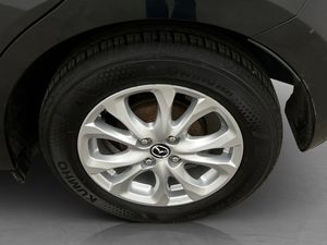 Mazda 2 bild 27
