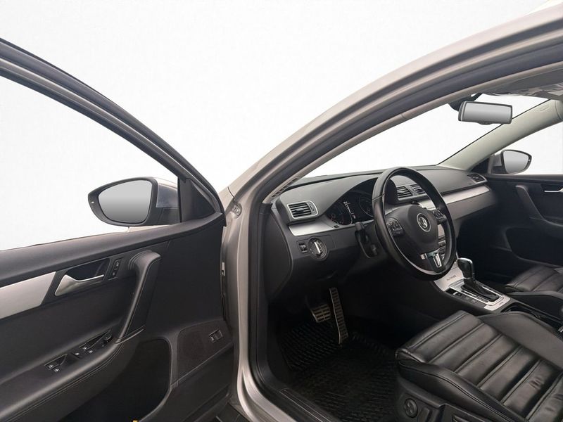 Volkswagen Passat bild 11