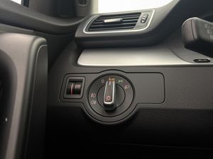 Volkswagen Passat bild 15