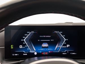 BMW i4 bild 19