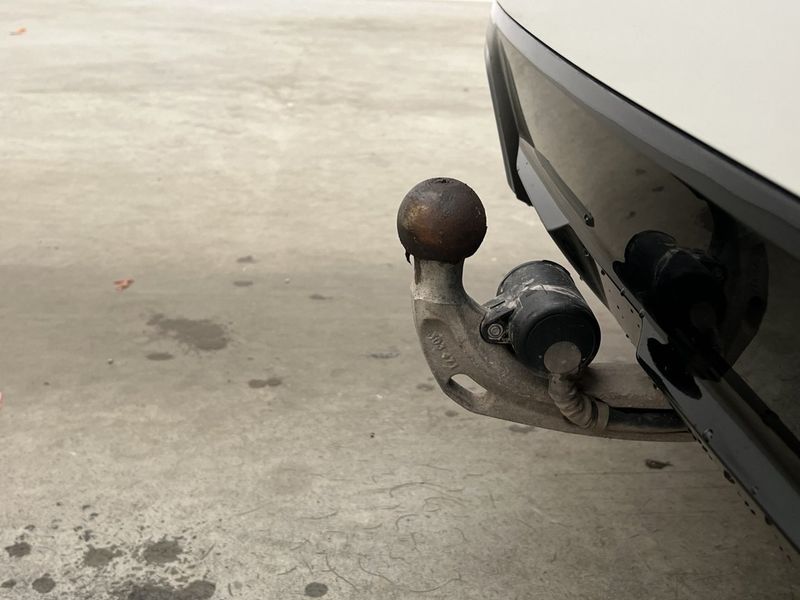 BMW i4 bild 12