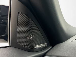 BMW i4 bild 17