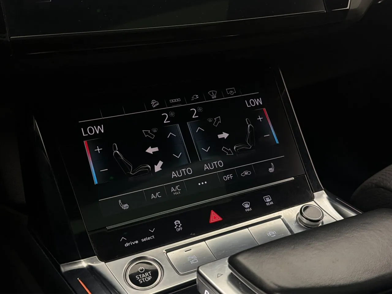 Vehicle image 28