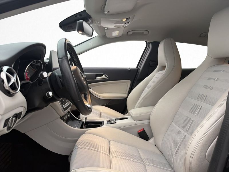 Mercedes GLA220 bild 11