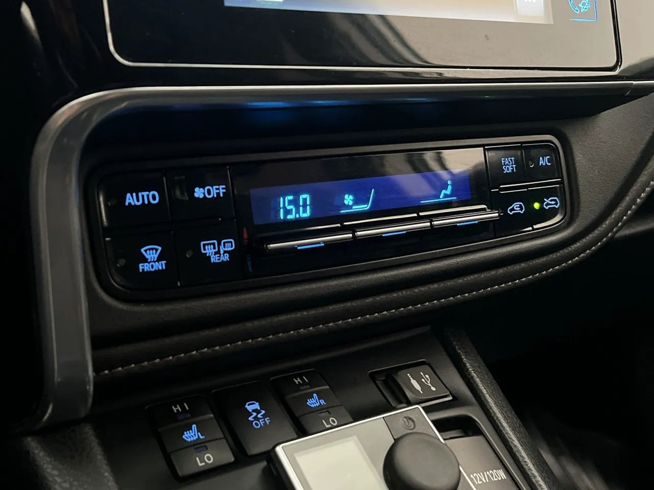 Vehicle image 21