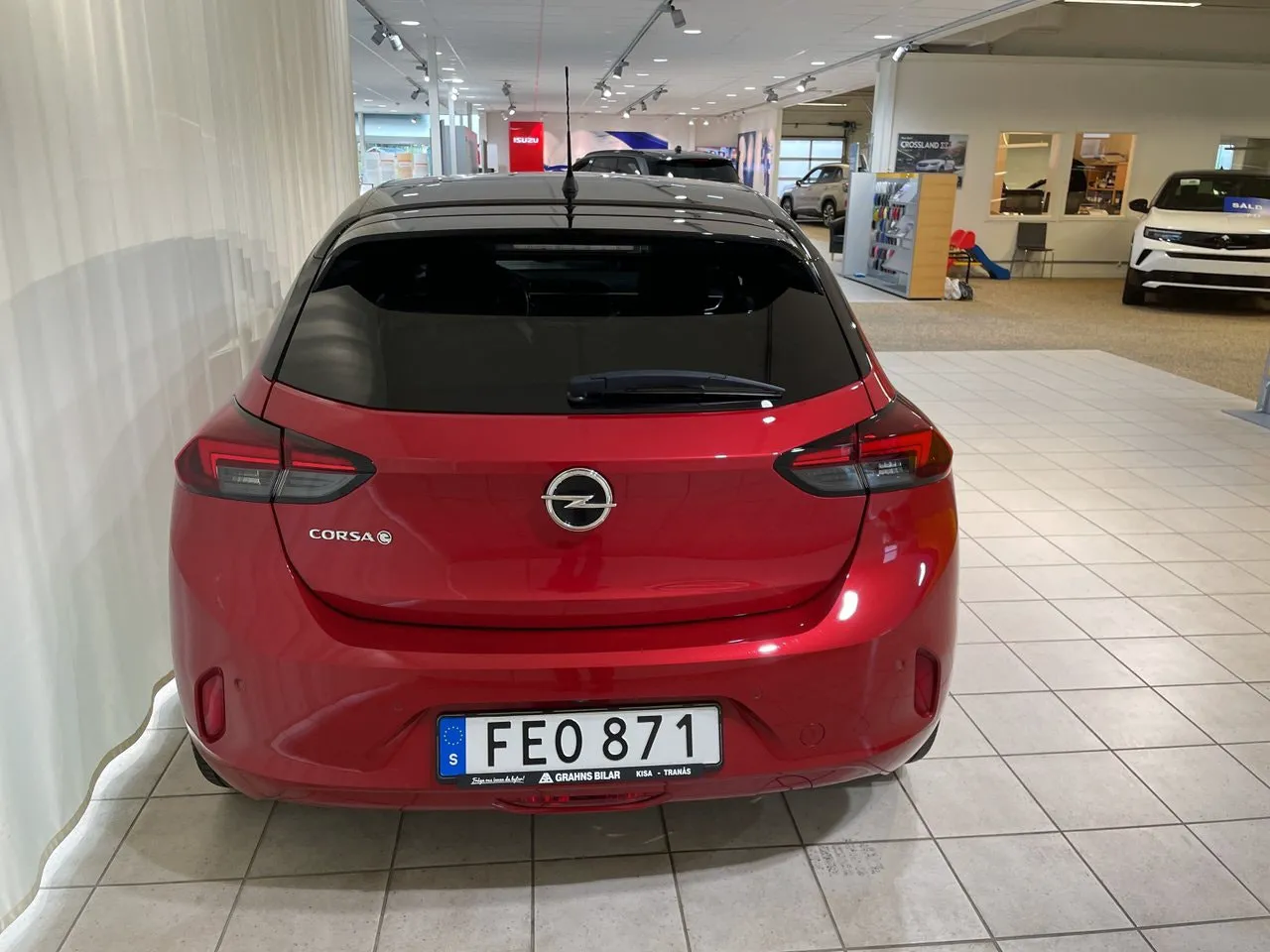 Vehicle image 19