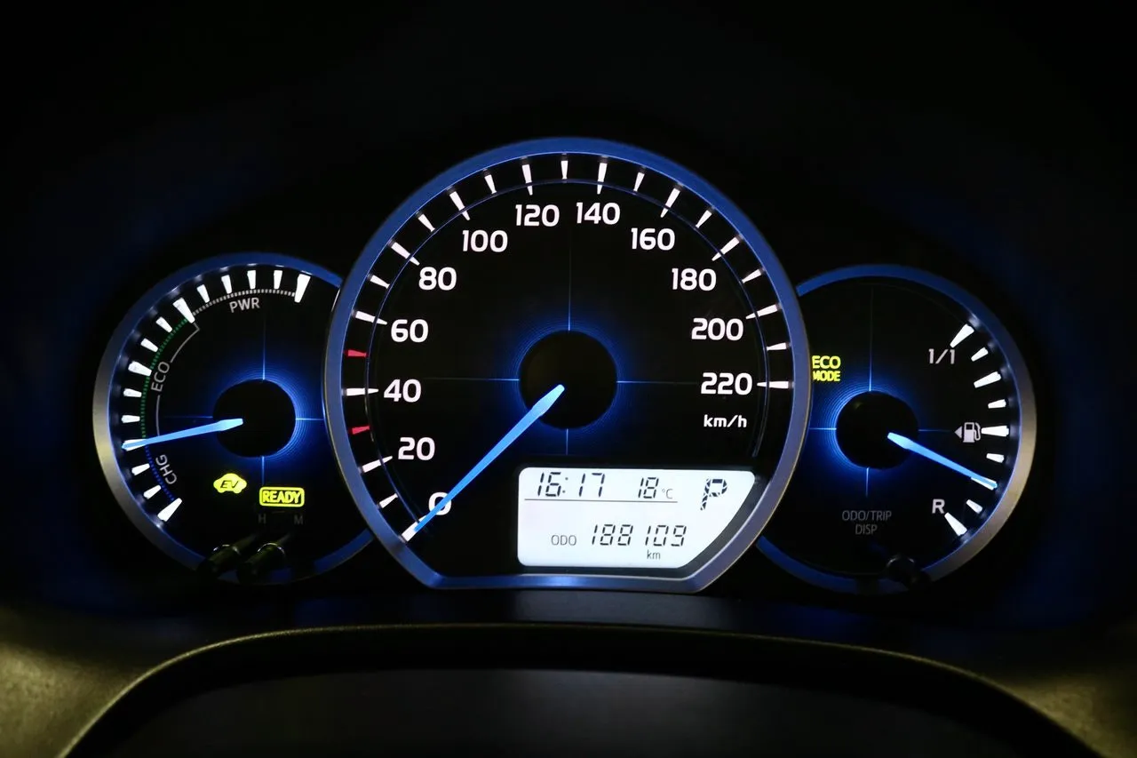 Vehicle image 9