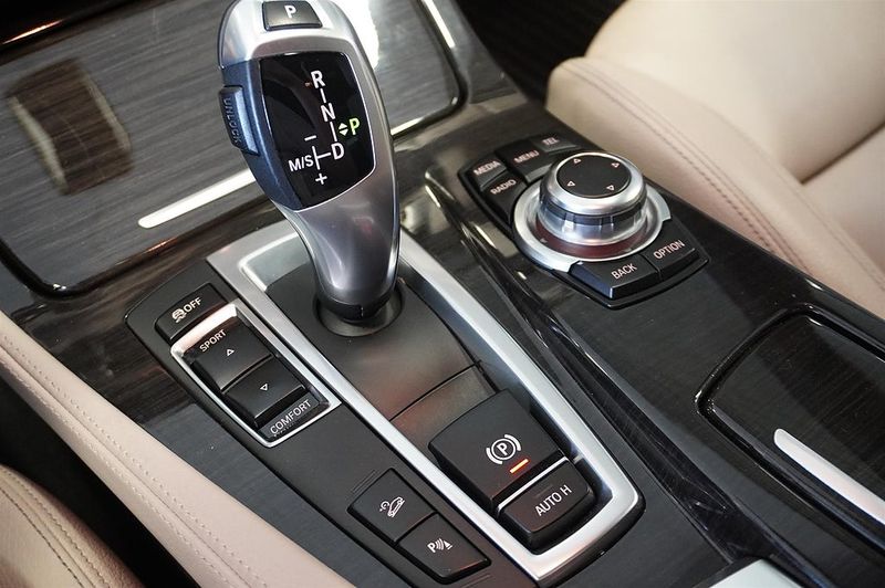 BMW 520 bild 12