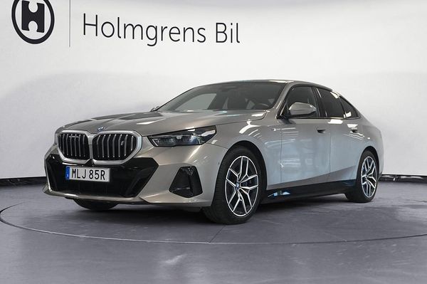 BMW i5 eDrive40 Sedan M Sport Inno H K Fartpilot Pro P | Ränta 1,99% - 2024