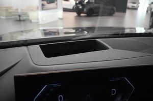 BMW i5 bild 17
