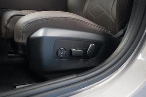 BMW i5 bild 11