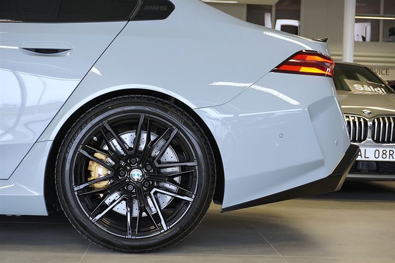 BMW M5 bild 6