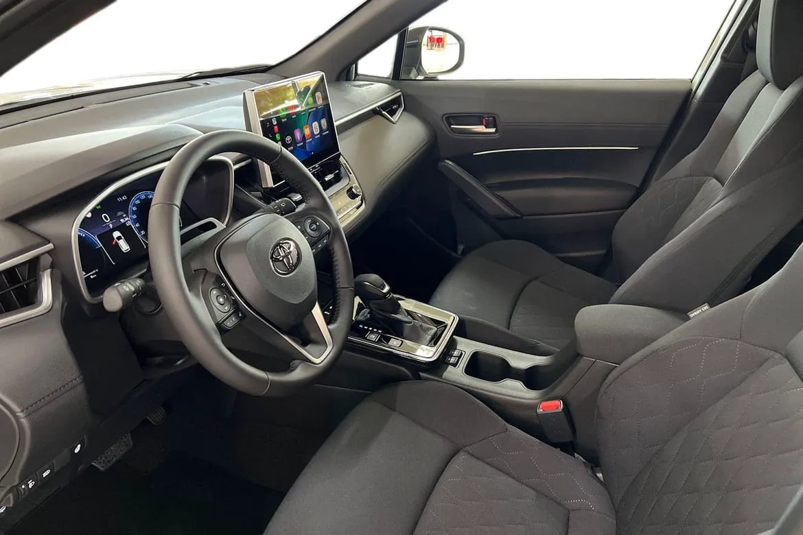Vehicle image 11