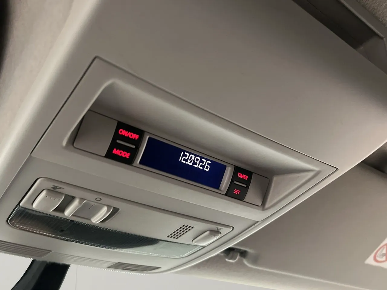 Vehicle image 23