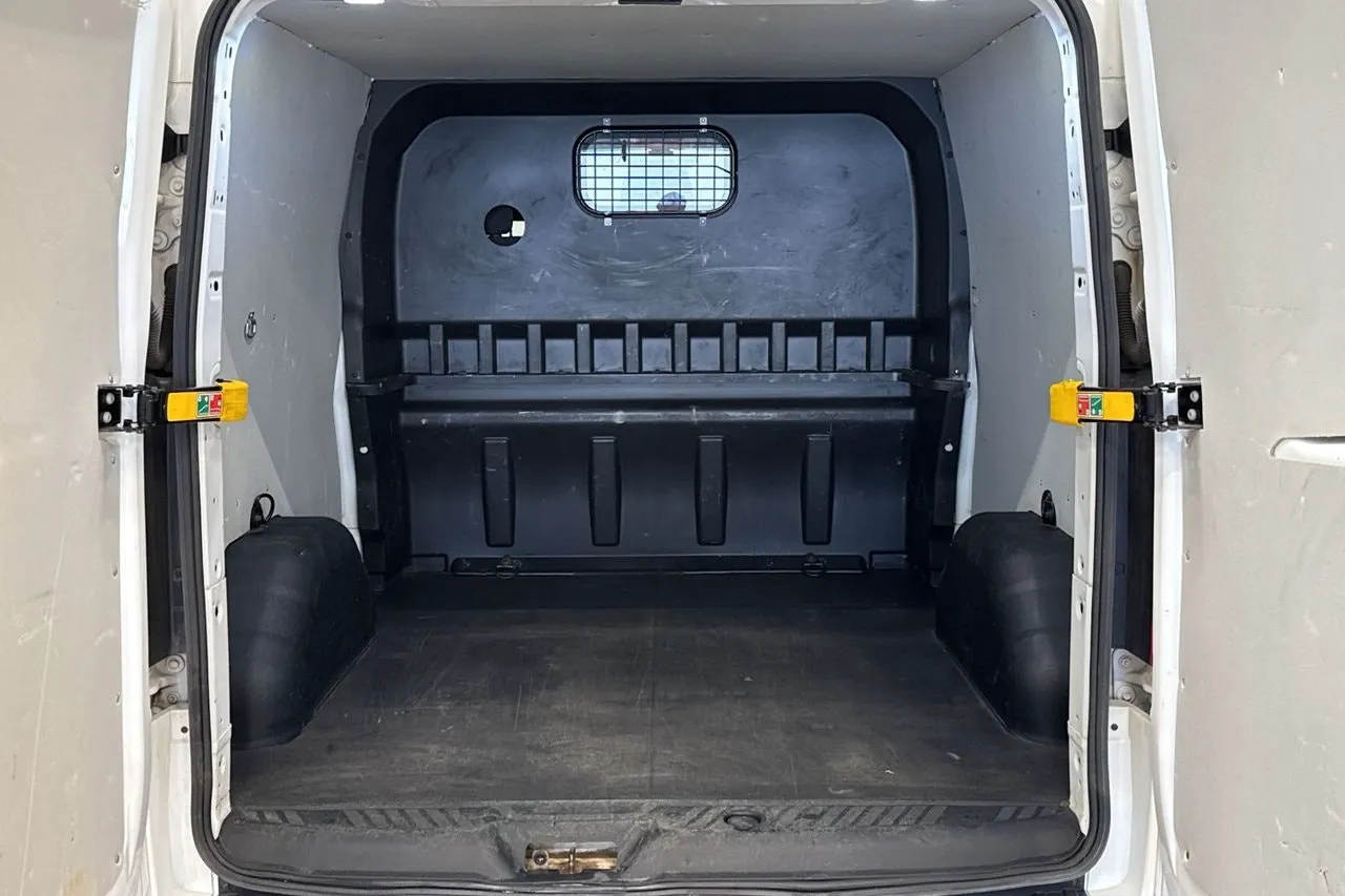 Vehicle image 22