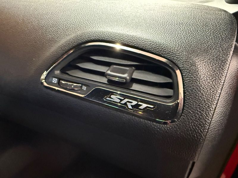 Dodge Challenger bild 33
