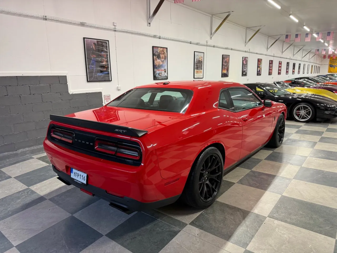 Vehicle image 11
