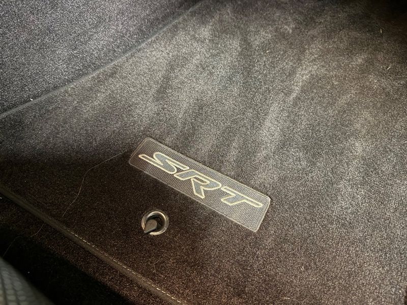Dodge Challenger bild 34