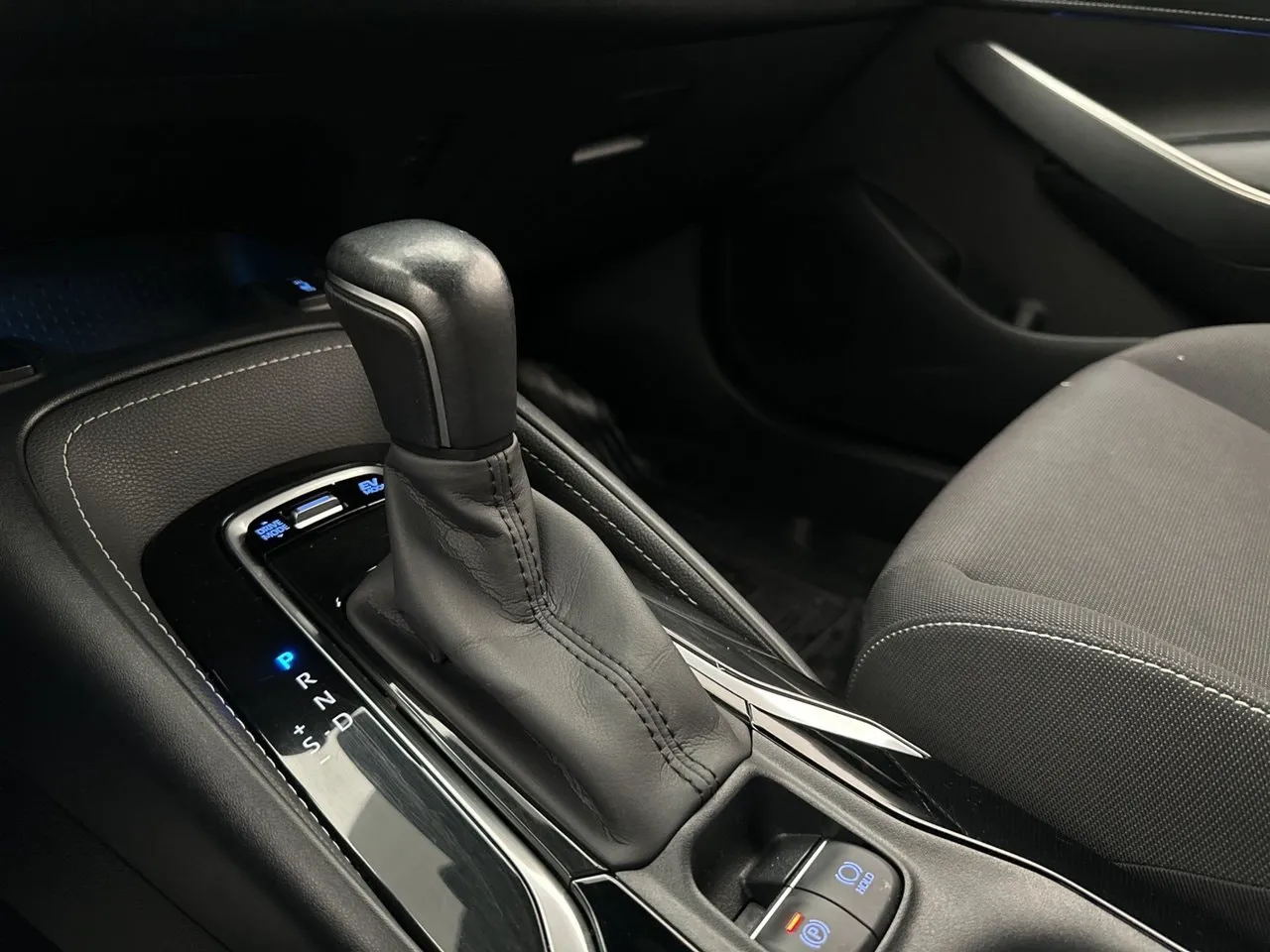 Vehicle image 21