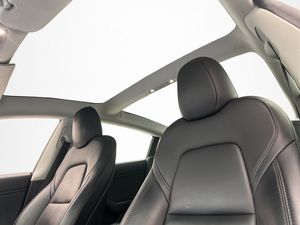 Tesla Model 3 bild 12