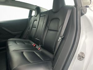 Tesla Model 3 bild 27