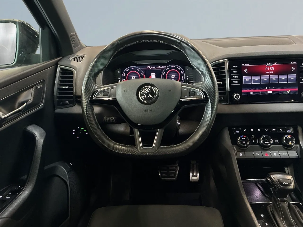 Vehicle image 8