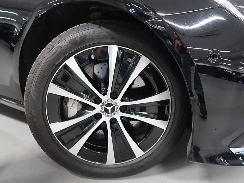 Mercedes E300 bild 12