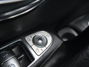 Mercedes E300 bild 36