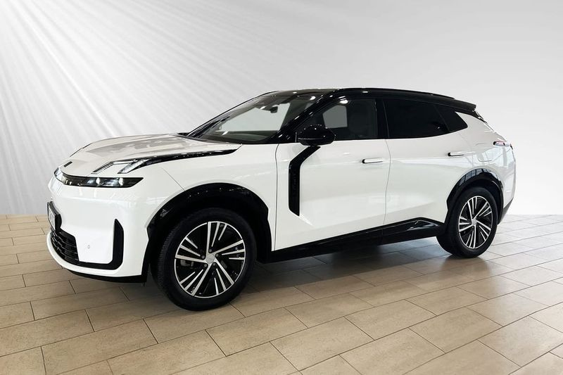 Lynk & Co 08 bild 2