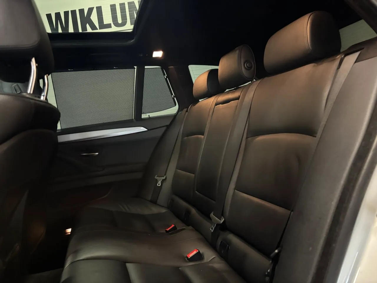 Vehicle image 22