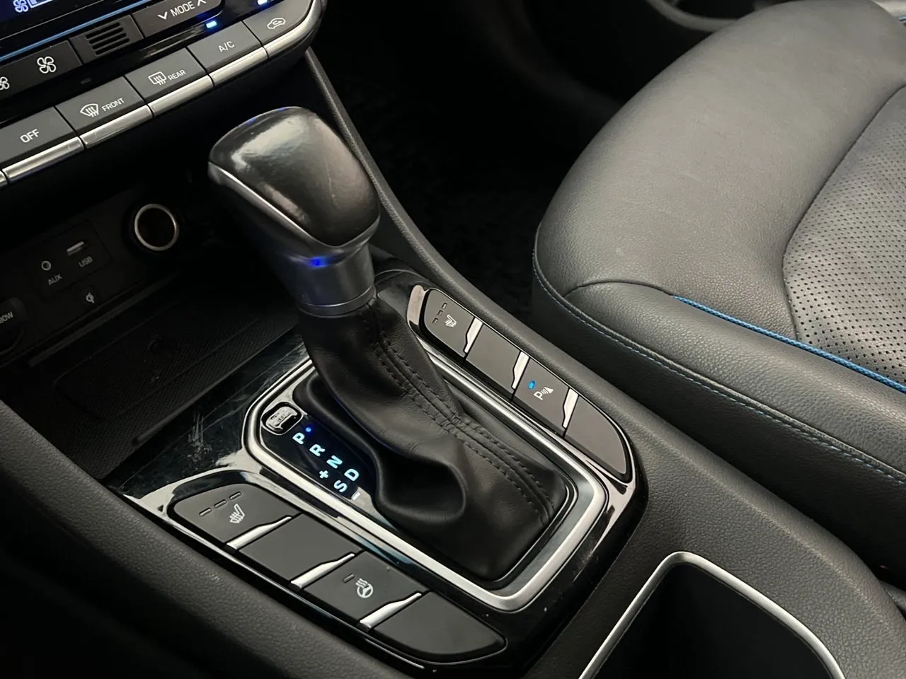 Vehicle image 21