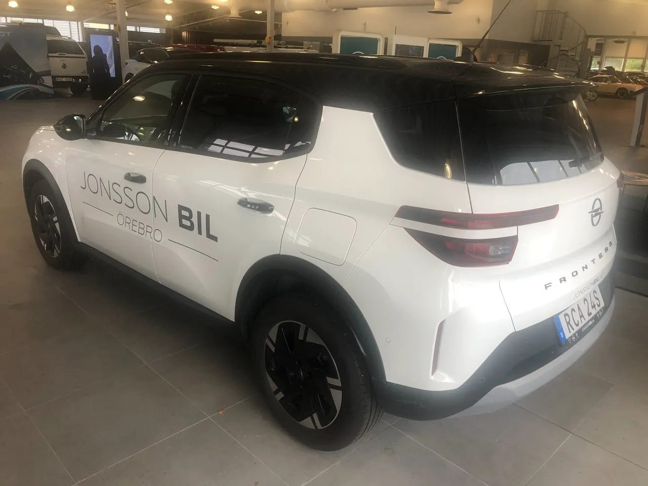 Vehicle image 1
