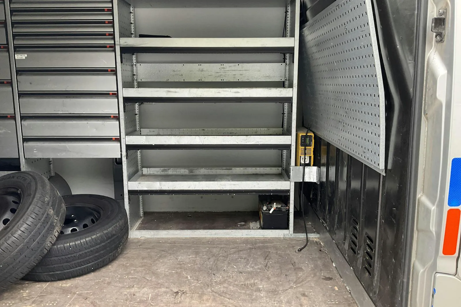 Vehicle image 6