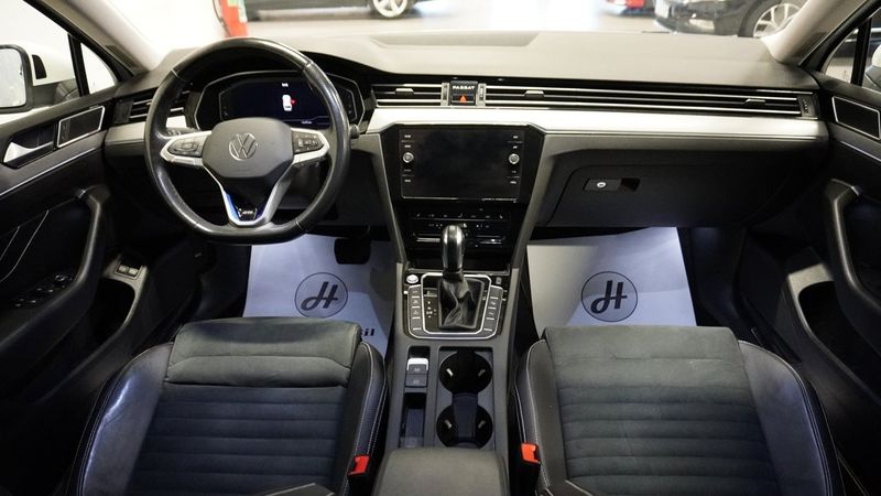 Volkswagen Passat bild 11